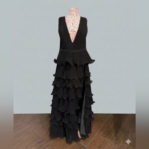 IEENA X Mac Duggal Black Sleeveless Plunging Neck Leg Slit Formal Dress Size 16W